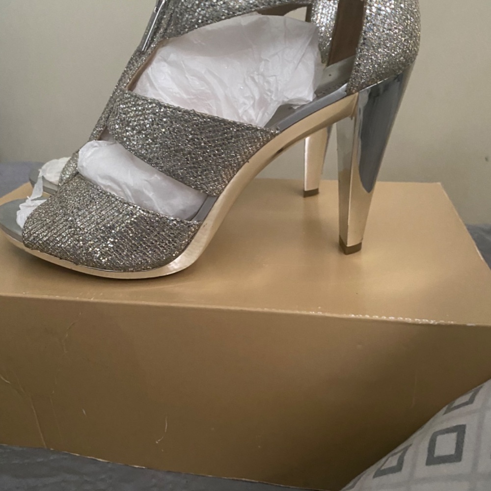 Michael Kors, Shoes - Picture 2 of 2